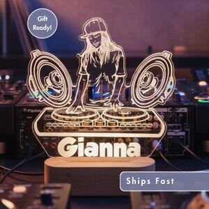 DJ Night Light – Personalized LED Lamp for Music Lovers